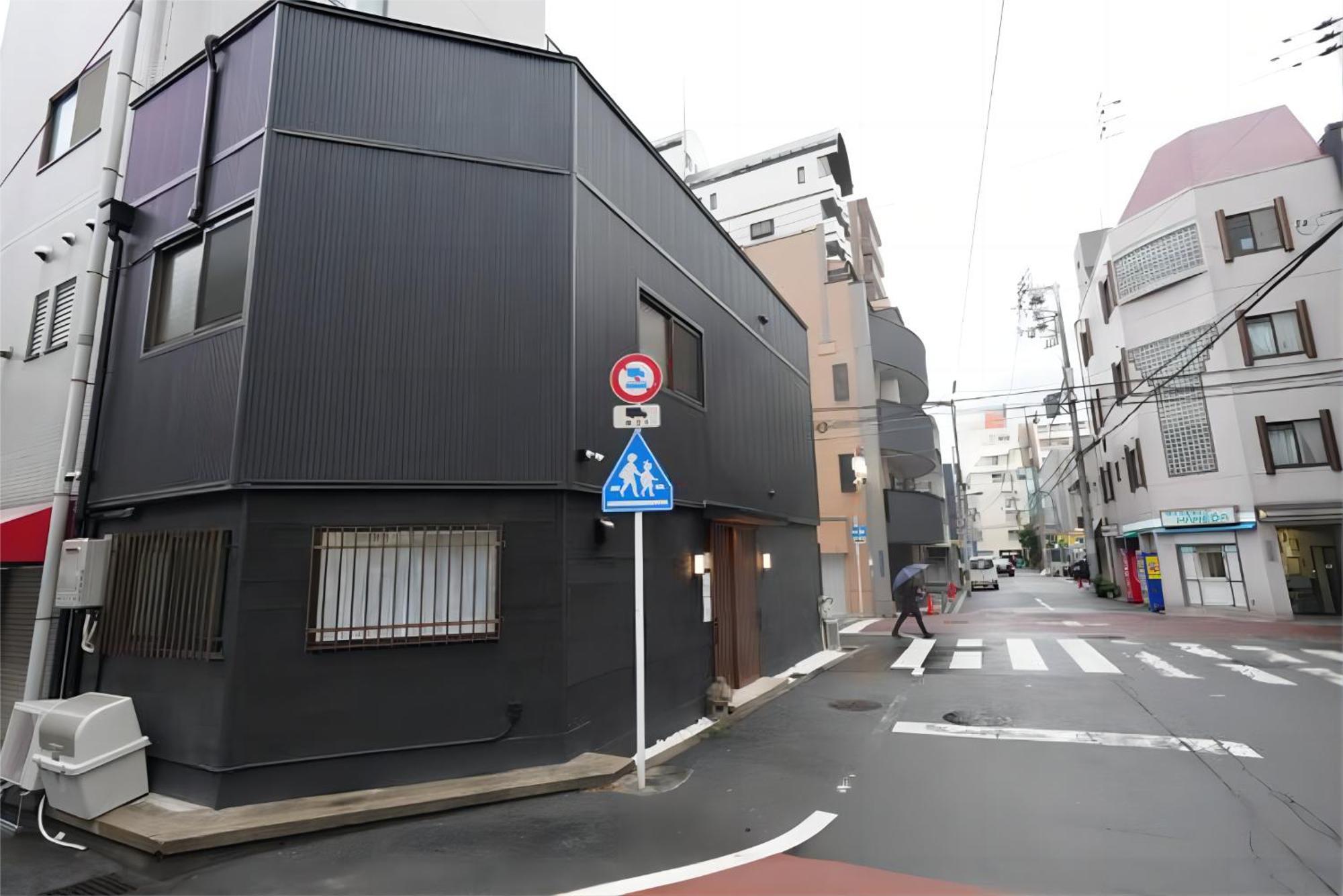 最大9名で泊まれる貸別荘日本橋駅徒歩5分黒門市場に隣接し道頓堀難波心斎橋徒歩圏内 ヴィラ 大阪市